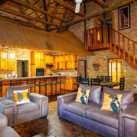 玛洛斯帕克Adventure Bush House别墅 外观 照片